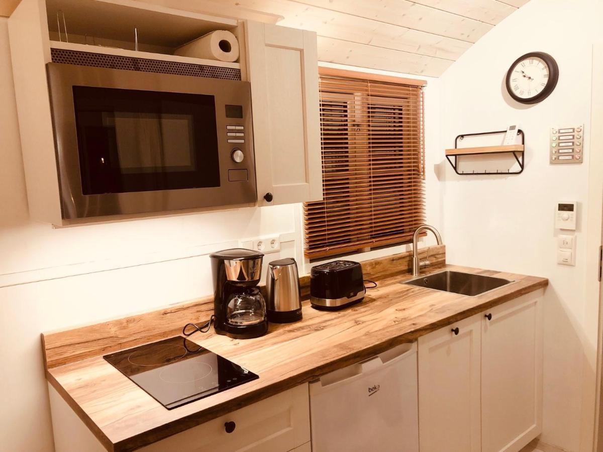 Zirkuswagen Mit Outdoor Whirlpool Und Garten Petershagen-Eggersdorf Zewnętrze zdjęcie