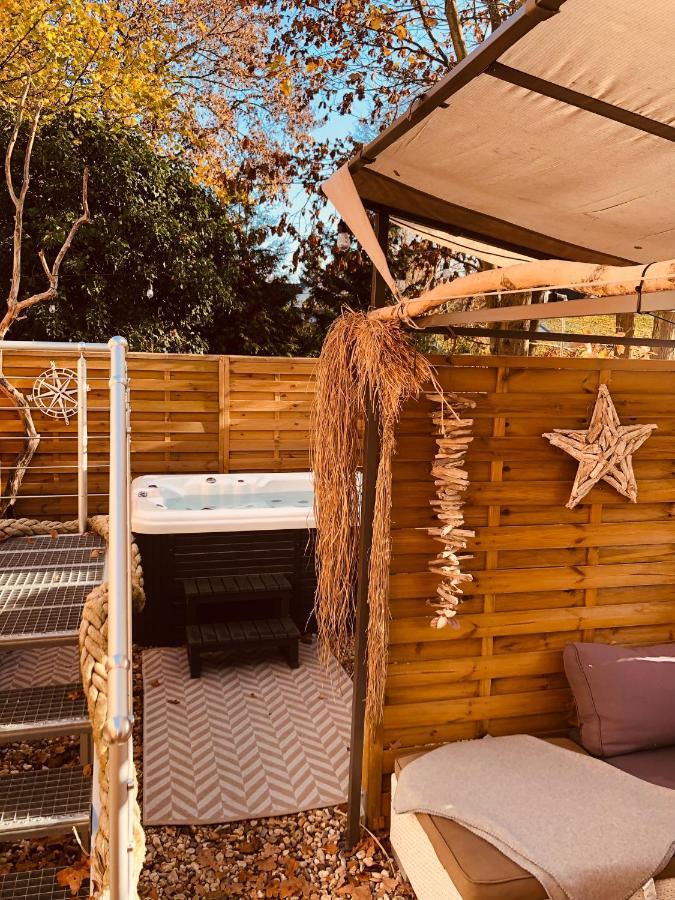 Zirkuswagen Mit Outdoor Whirlpool Und Garten Petershagen-Eggersdorf Zewnętrze zdjęcie
